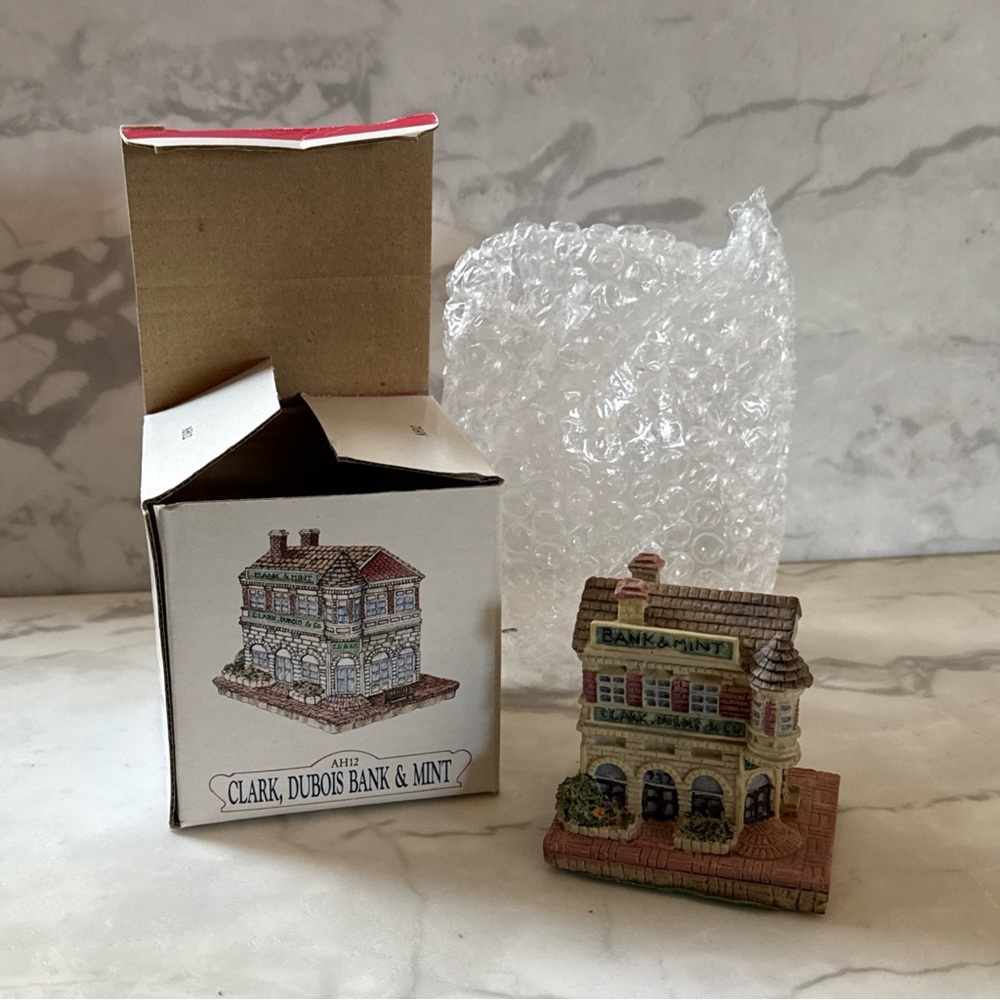 The Americana Collection Liberty Falls Mini Building Clark Dubois Bank & Mint